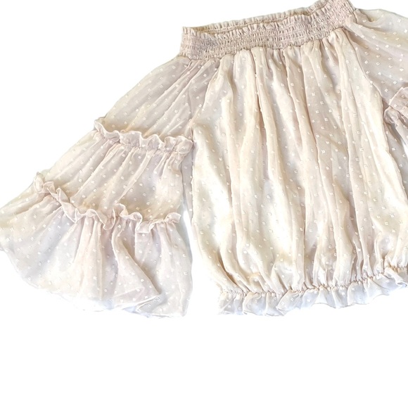 Puffy Loose Ruffle Blouse beige/cream - Picture 11 of 16